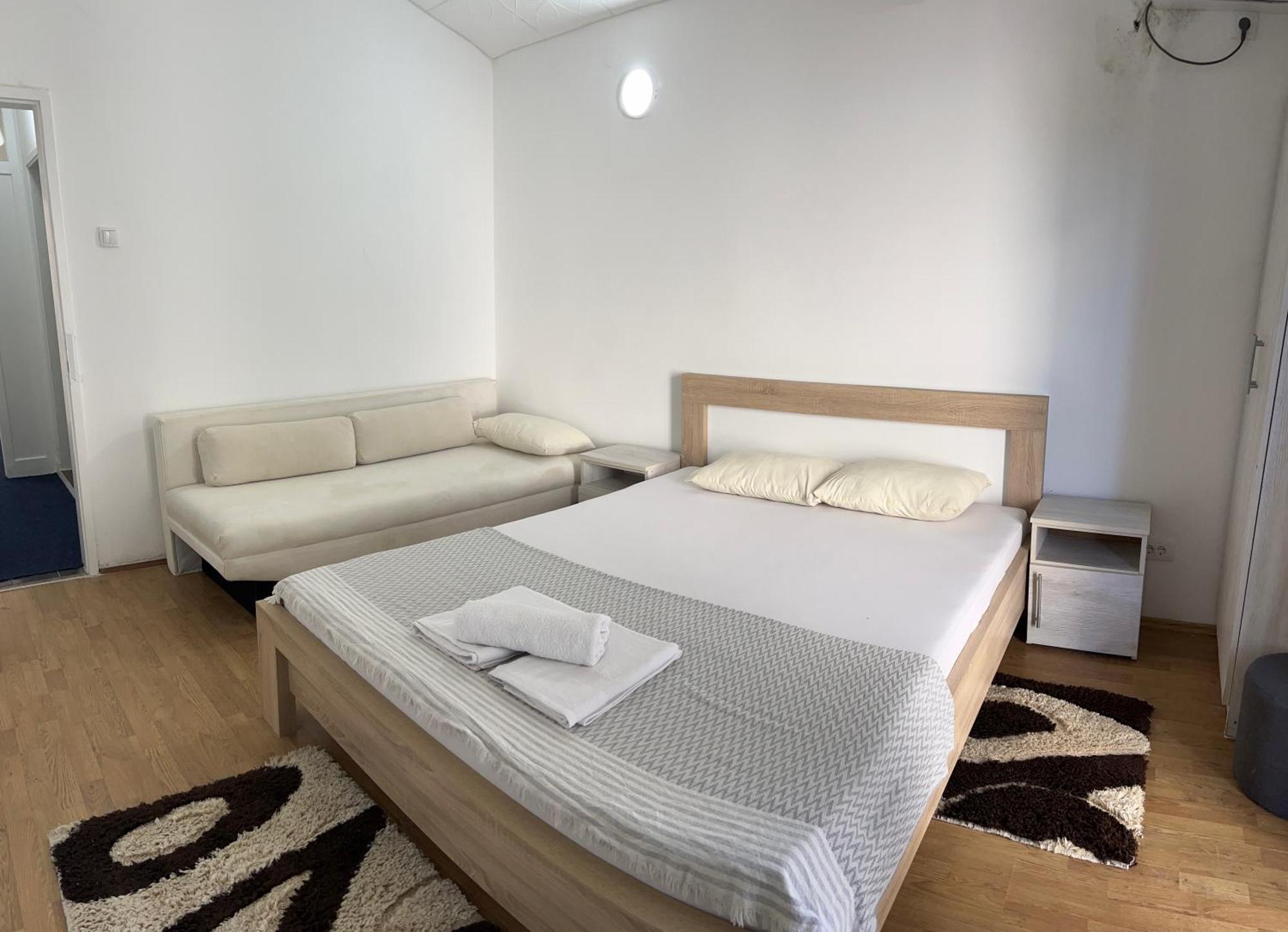 Apartments Nautilus อุลซิน ภายนอก รูปภาพ
