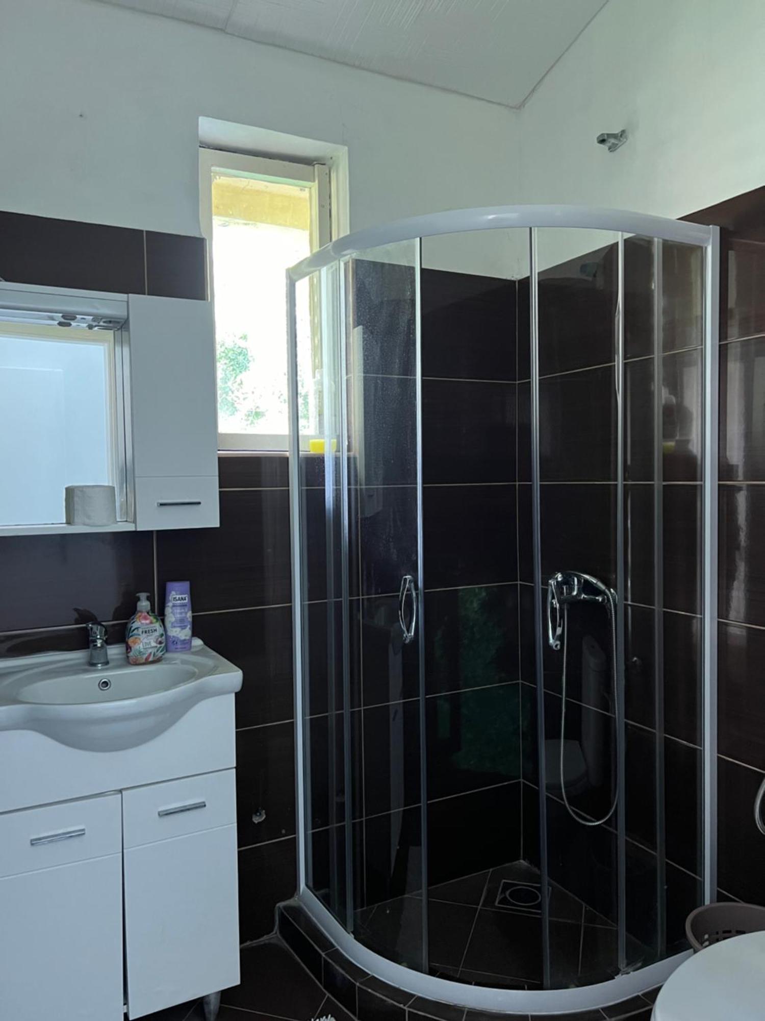 Apartments Nautilus อุลซิน ภายนอก รูปภาพ