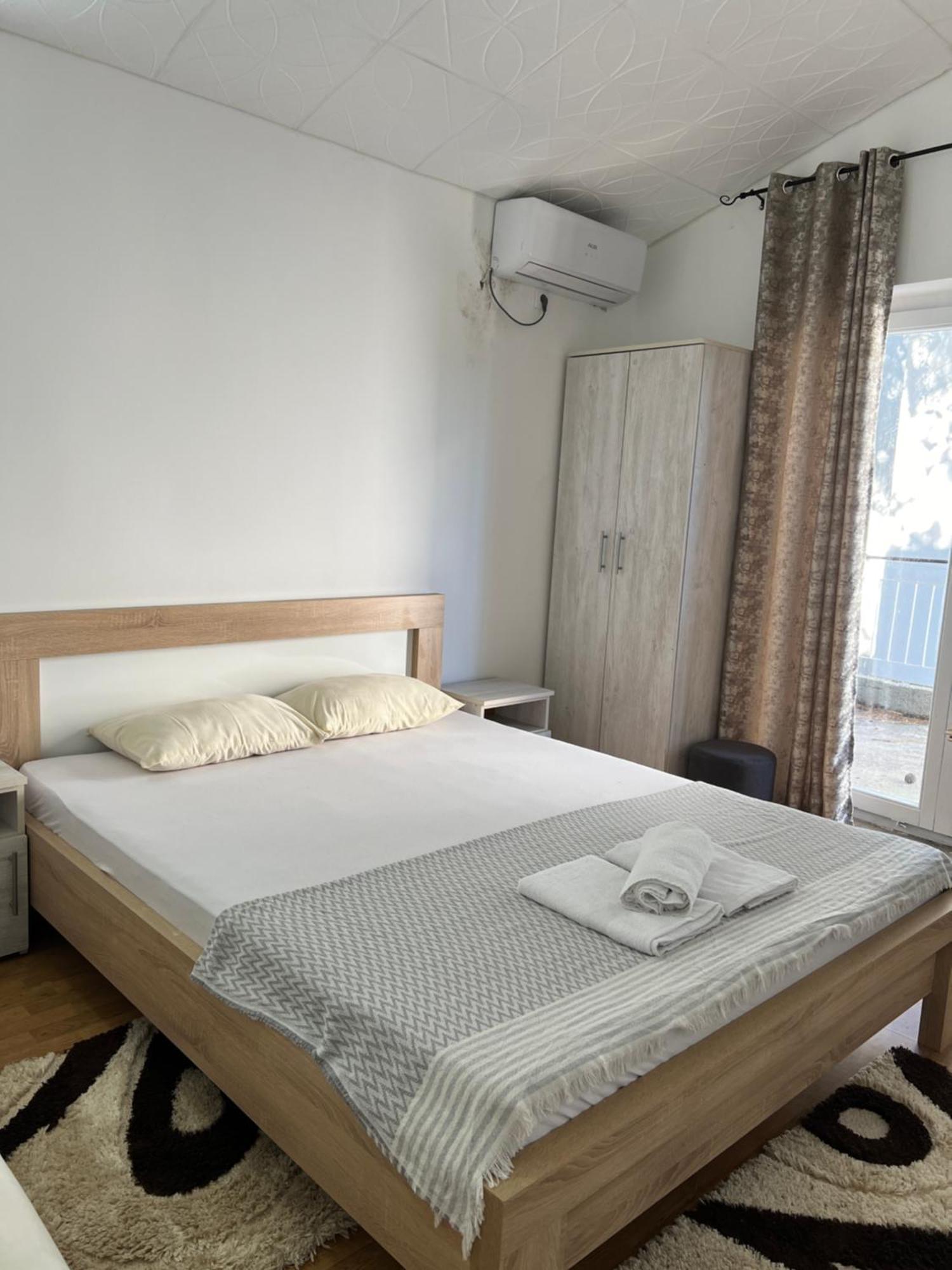 Apartments Nautilus อุลซิน ภายนอก รูปภาพ